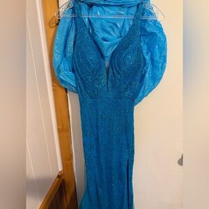 Elegant Blue Sleeveless Prom Dress